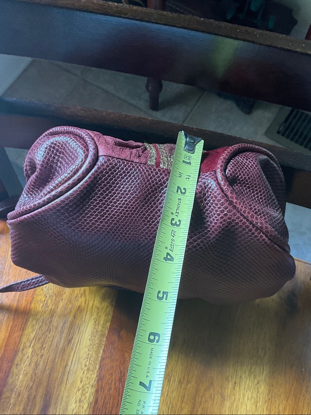 I.Magnin Vintage-Inspired Burgundy Tassel Crossbody Bag - Picture 4 of 10
